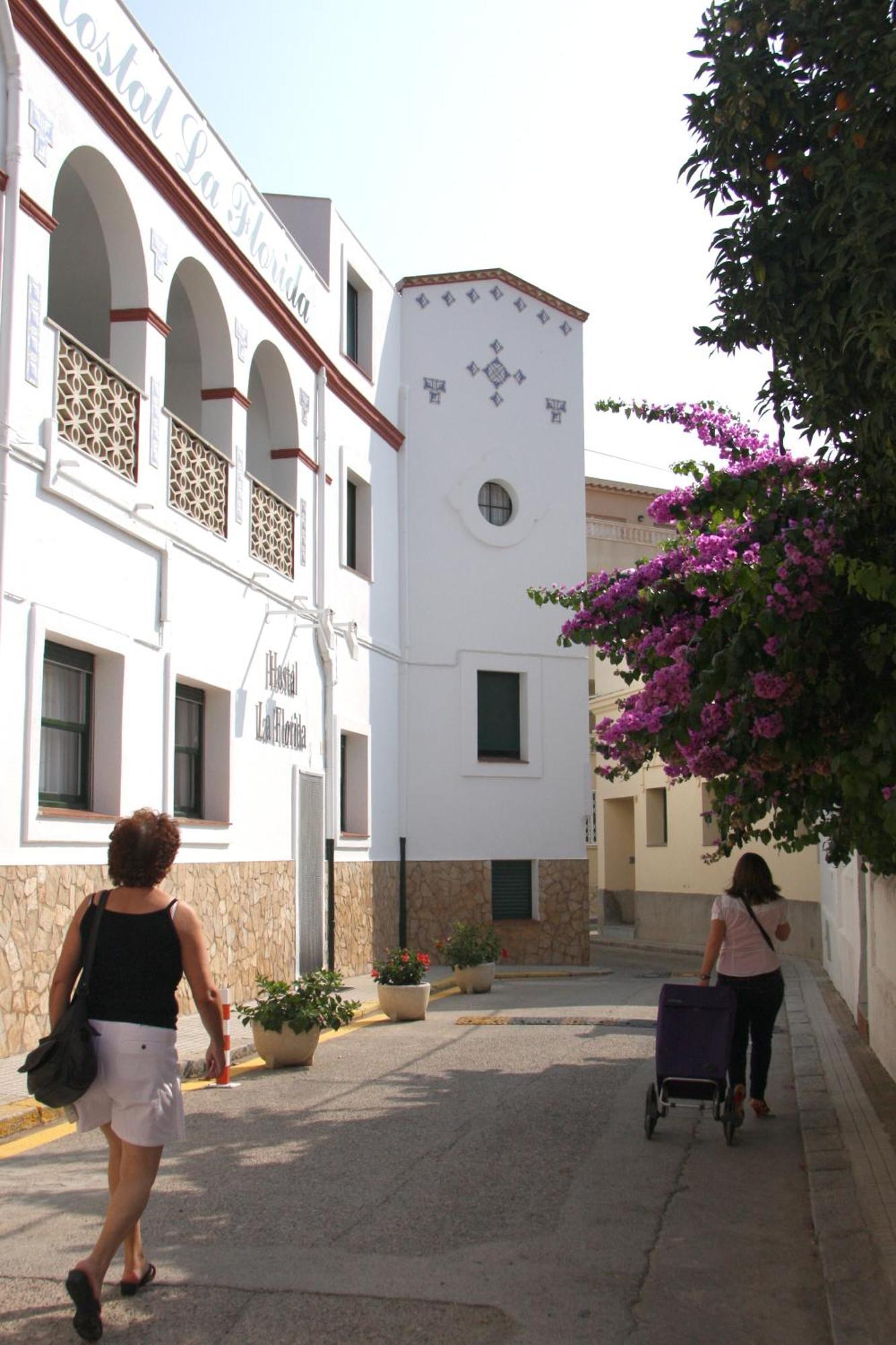 Hostal La Florida Llança Zewnętrze zdjęcie