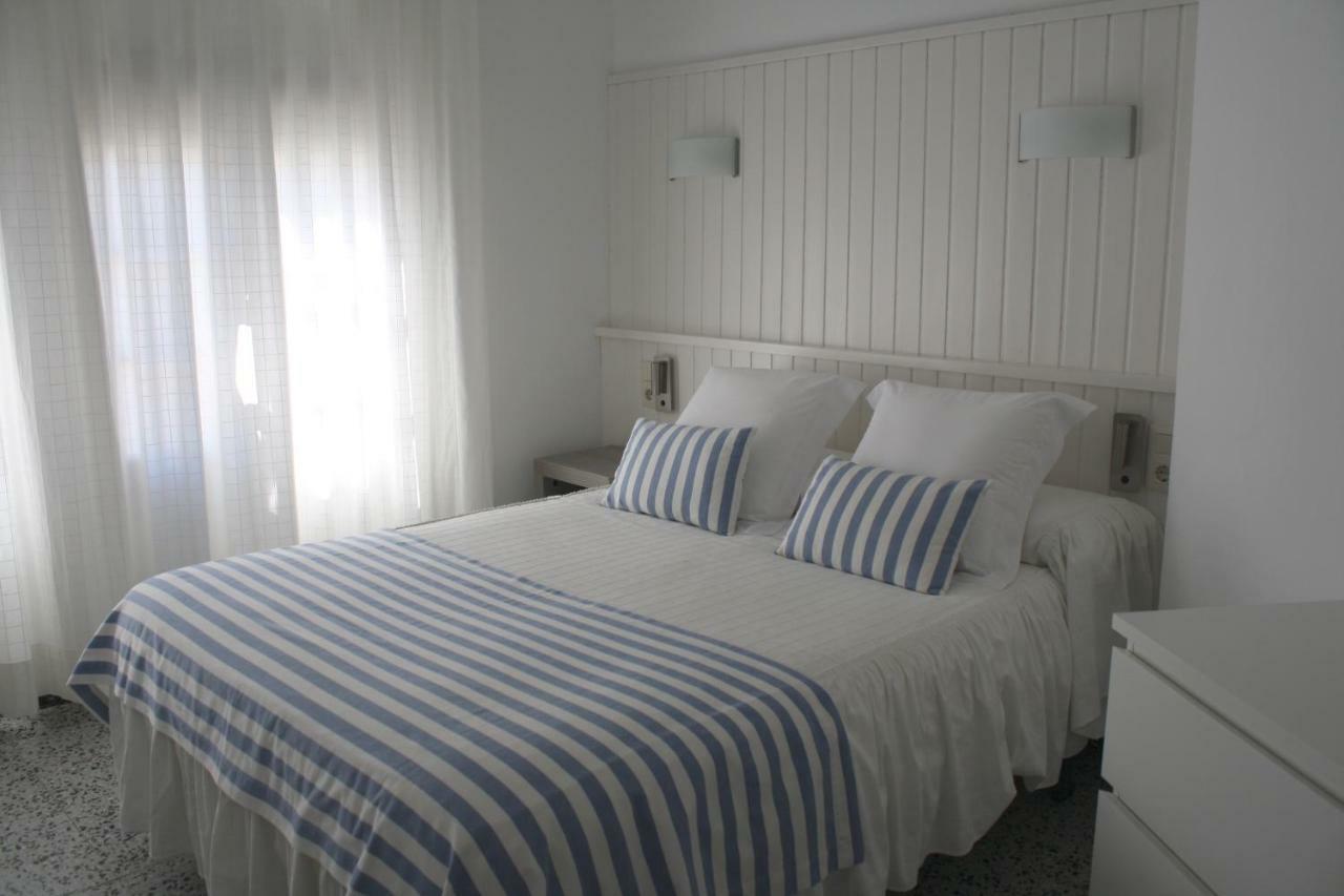 Hostal La Florida Llança Zewnętrze zdjęcie