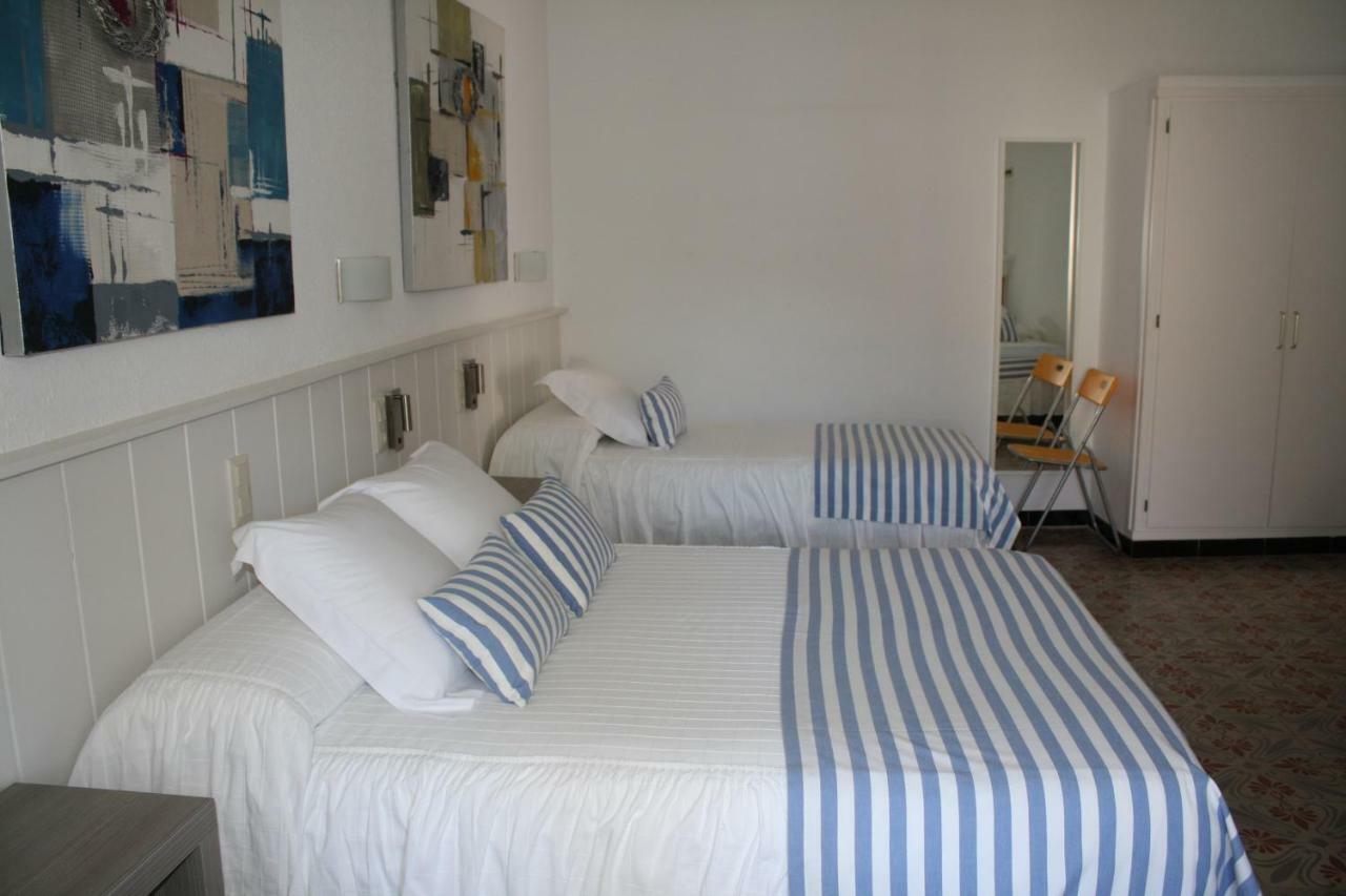 Hostal La Florida Llança Zewnętrze zdjęcie
